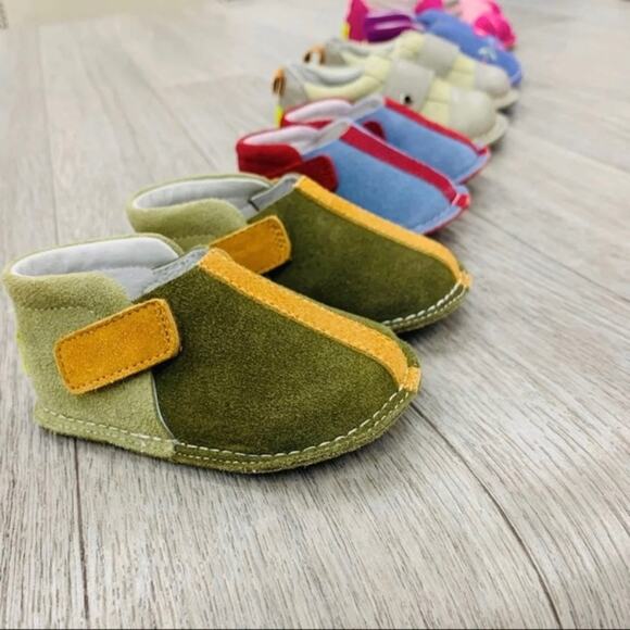 Pipit Infant/Toddler Suede Jack Shoes, Size 20 EU (5 US) - Picture 9 of 9